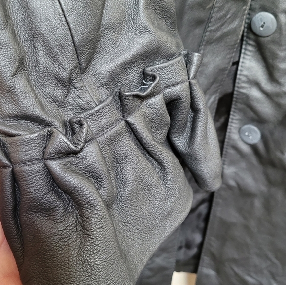 NEW Stunning designer genuine leather coat - Picture 5 of 9